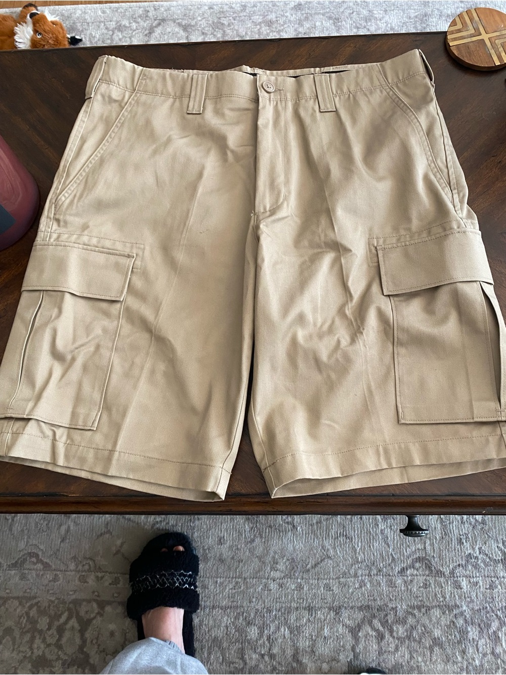 Lands' End Men's Tan Cargo Shorts